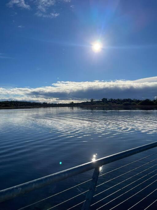 Entire Apartment , Centre Carrick-On-Shannon Екстер'єр фото