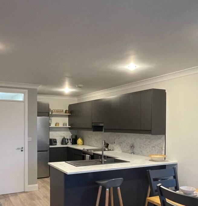 Entire Apartment , Centre Carrick-On-Shannon Екстер'єр фото